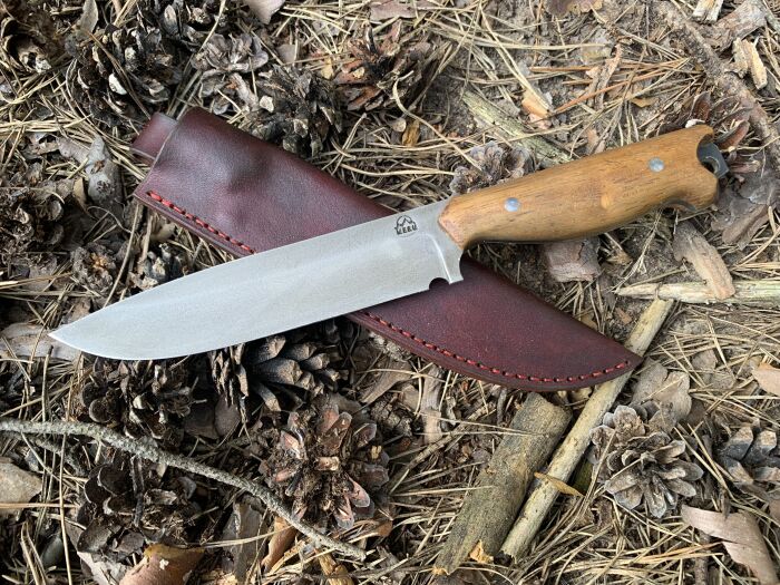 Nóż Survivalowo-Bushcraftowy